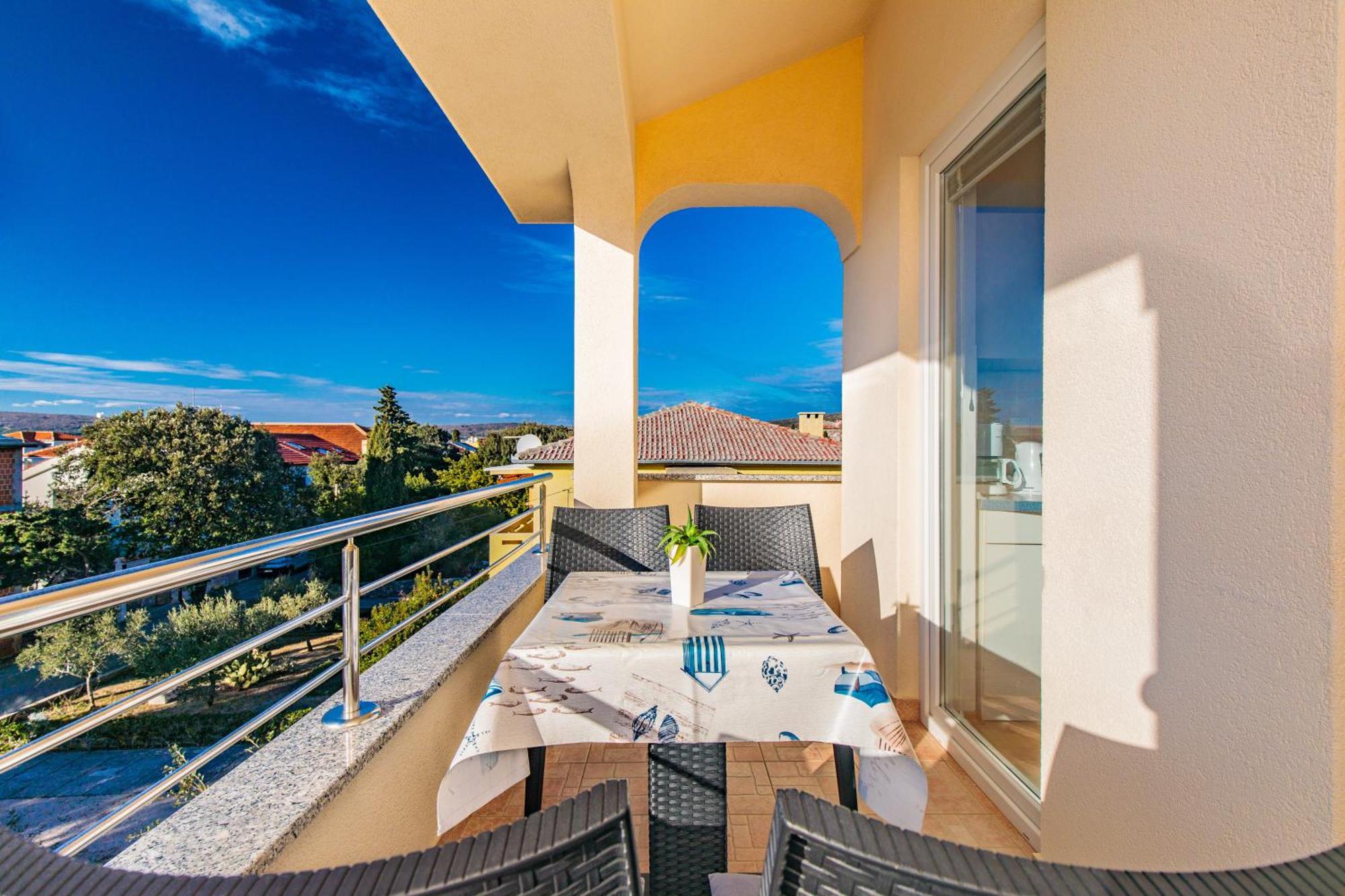Apartments Mirjana * Central Location And Close To Beach Punat Kültér fotó